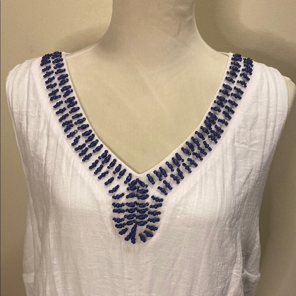 AGB Elegant White Dress with Blue Accents - Picture 5 of 8